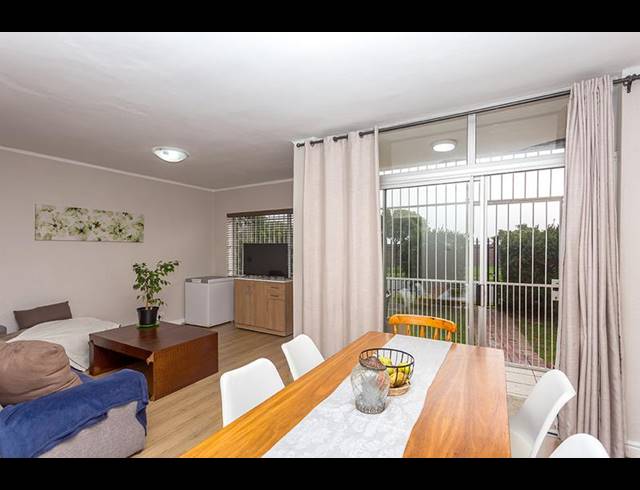 2 BEDROOM APARTMENT FOR SALE IN RUGBY